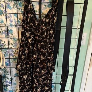 Forever 21 Black Floral Dress